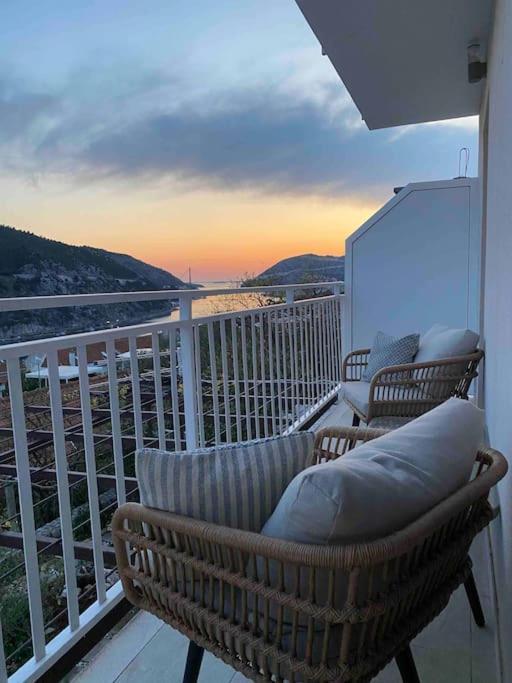 Beautiful With Balcony & Sea View Apartment Dracevo Selo
